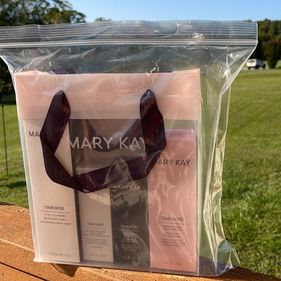 💄HP!💋Mary Kay Timewise set - Picture 2 of 9